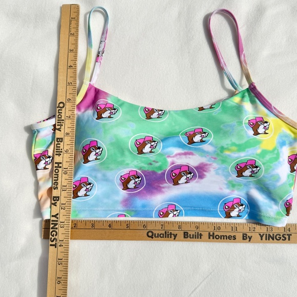 Buc-ee's NEW Tie Dye Logo Cropped Bikini Swim Top Size Medium - Picture 6 of 6
